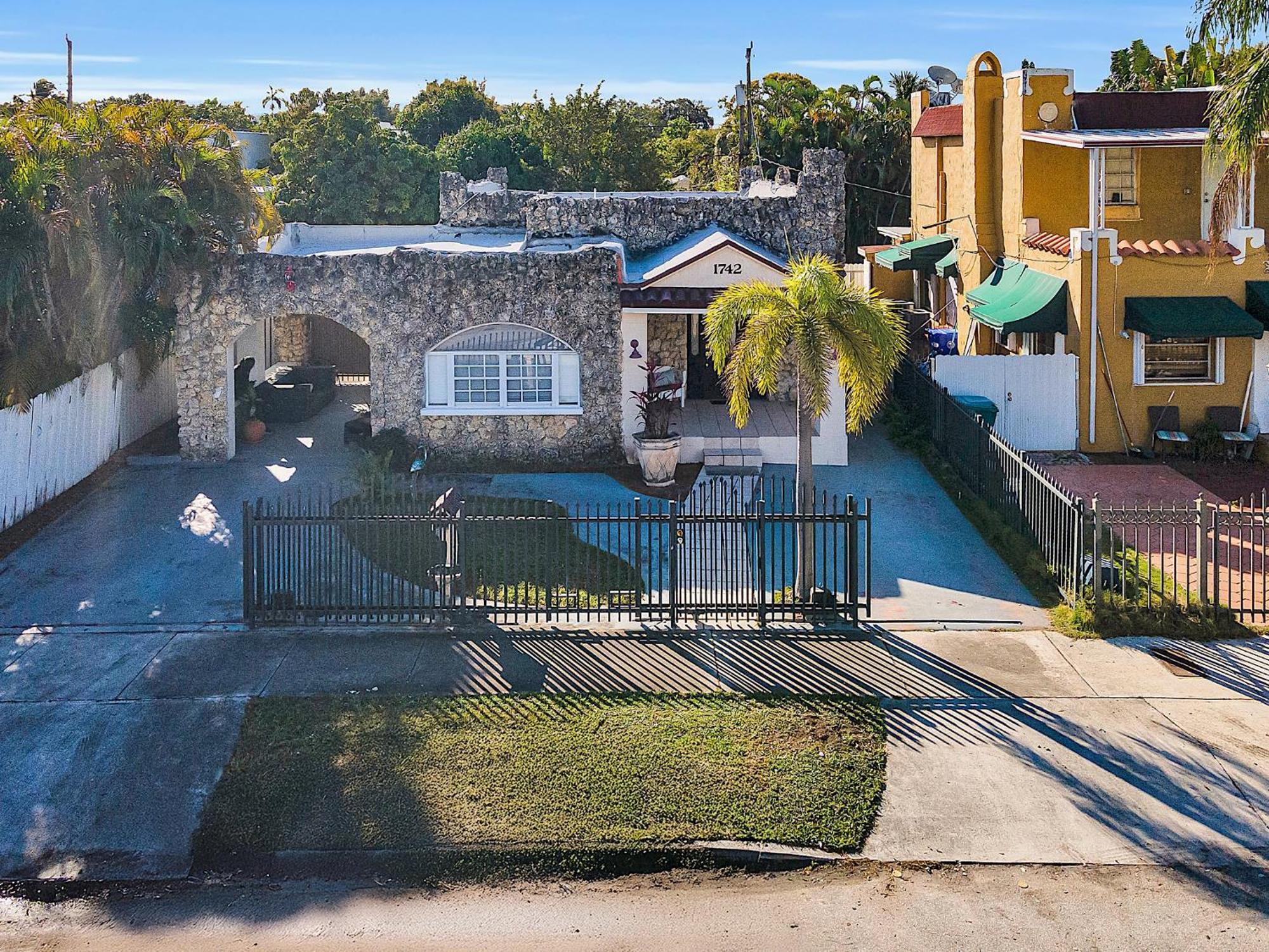 Private Room In Little Havana Miami Exterior foto